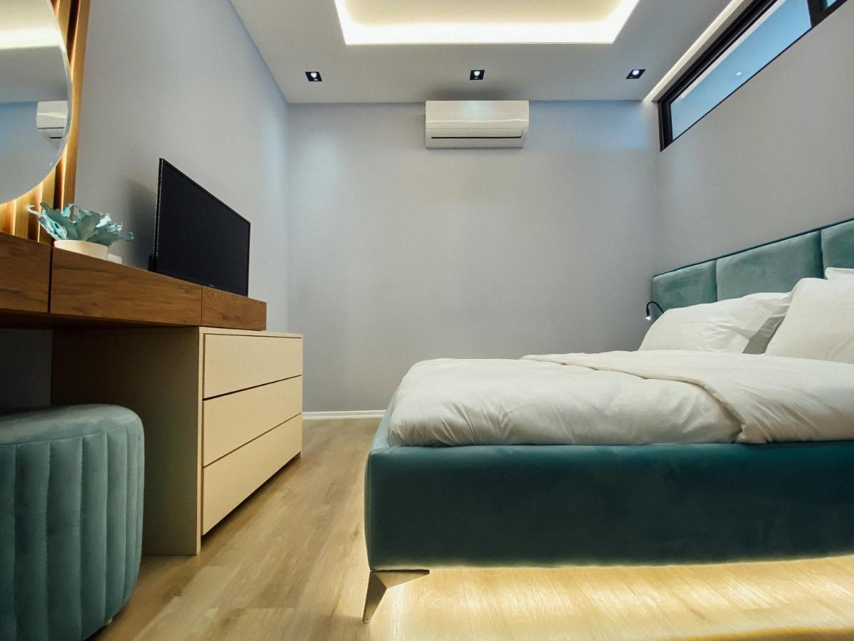 Newly Renovated Apartment تيرانا المظهر الخارجي الصورة