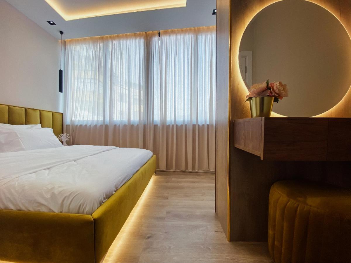 Newly Renovated Apartment تيرانا المظهر الخارجي الصورة
